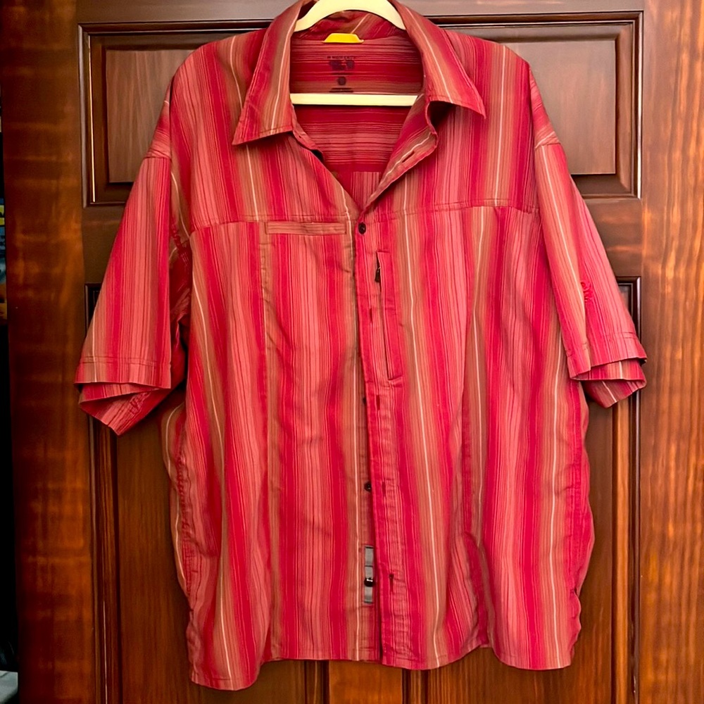 Mountain Hardwear Recycled and Organic Cotton XXL Men’s Button Up